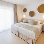 O7 Alondra Cala Ratjada (Mallorca)