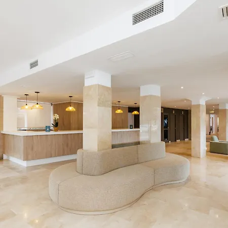 O7 Alondra Hotel